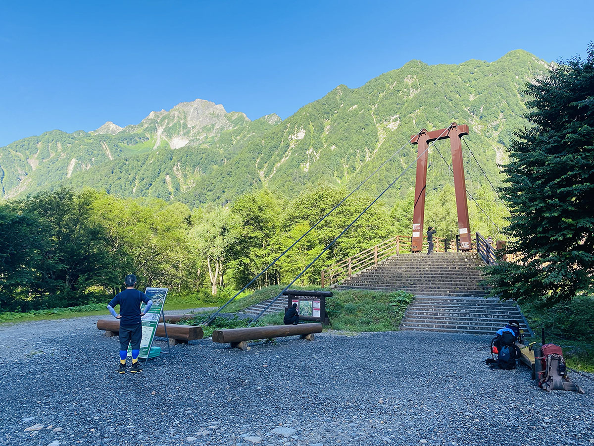 山小屋横尾山荘