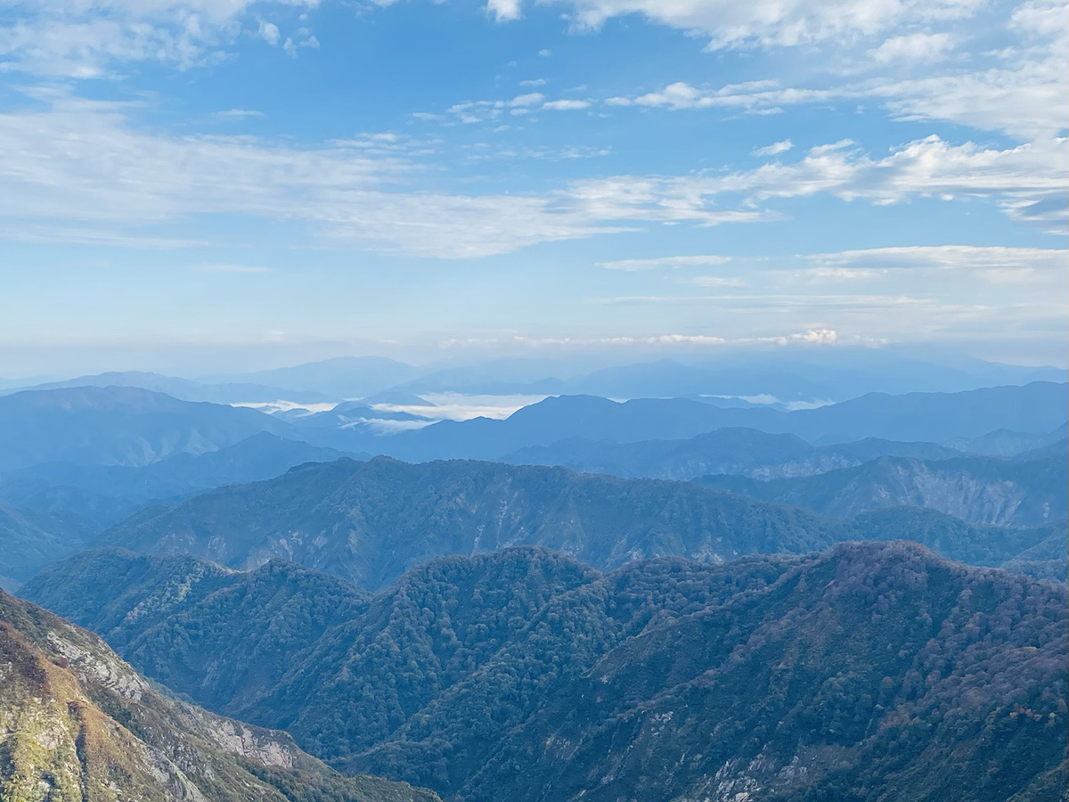 新潟県三条市粟ケ岳日帰り登山