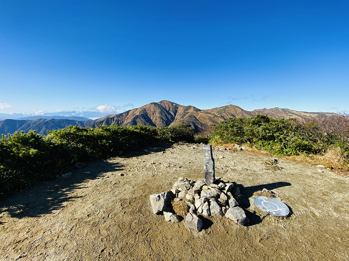 大朝日岳（百名山）日帰り登山