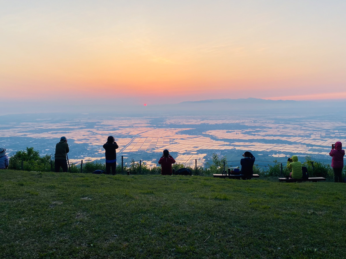 新潟県の角田山を日帰りご来光登山