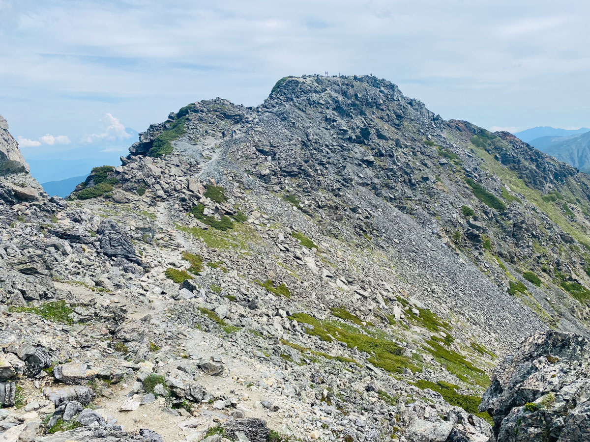 北岳山荘にテント泊した南アルプス登山日記（北岳、間ノ岳、農鳥岳）