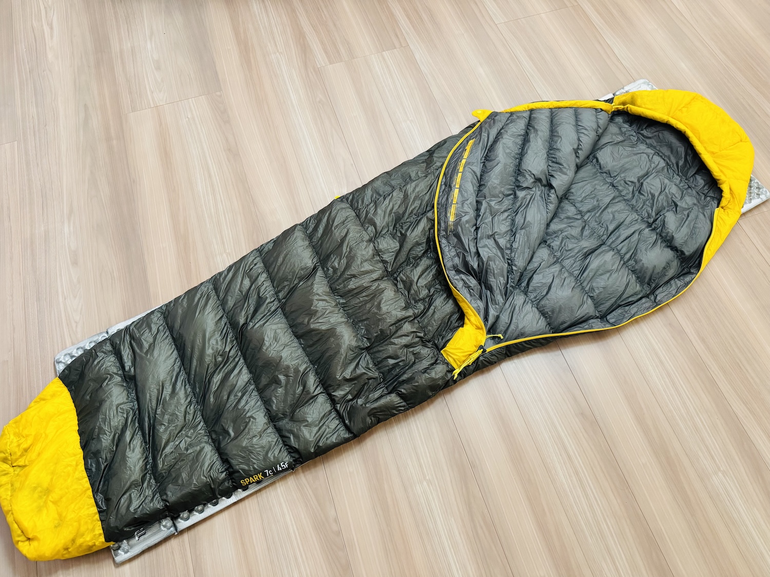 シートゥサミット（SEA TO SUMMIT）スパーク7Cをレビュー（おすすめ登山シュラフ）