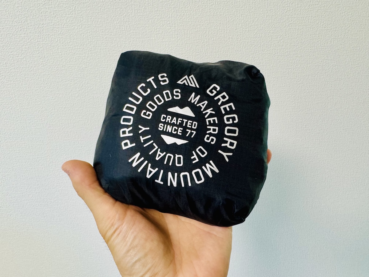 マッシュが使っている登山道具リスト(グレゴリーズール55レインカバー)