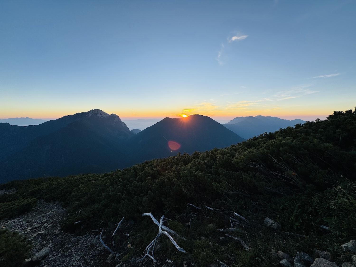 南アルプス仙塩尾根テント泊縦走登山(仙丈ヶ岳)