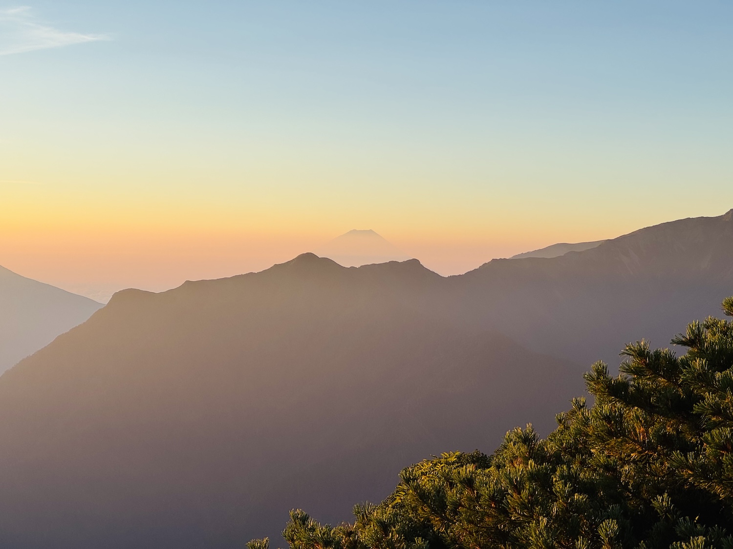 南アルプス仙塩尾根テント泊縦走登山(仙丈ヶ岳)