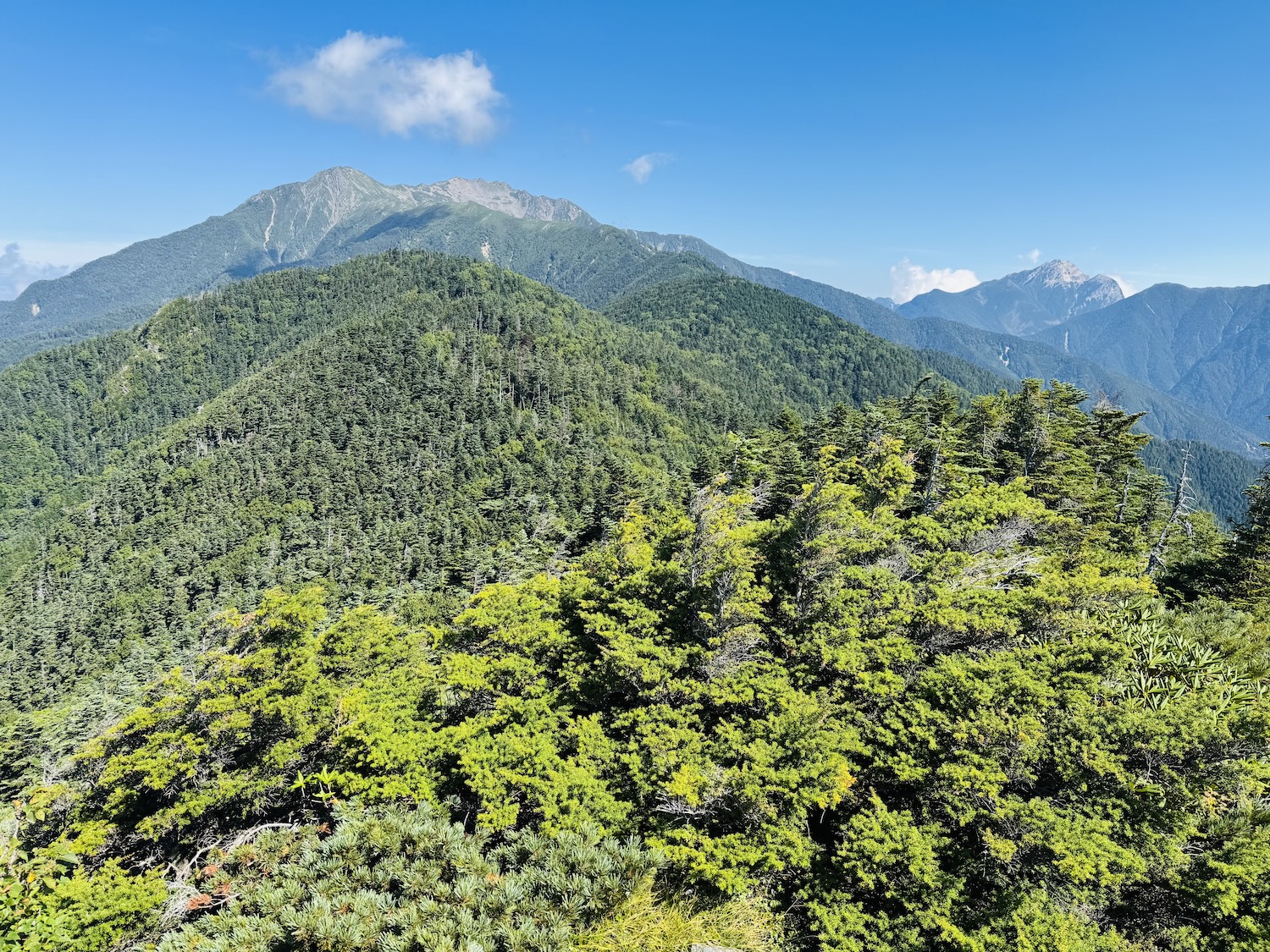 南アルプス仙塩尾根テント泊縦走登山