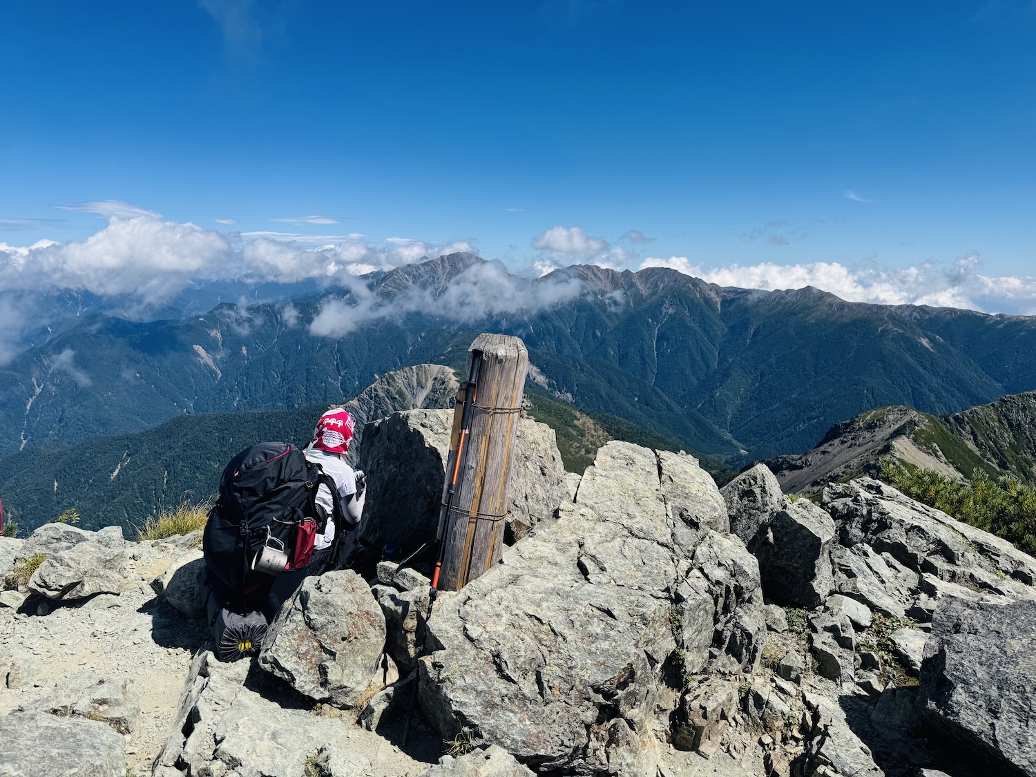南アルプス仙塩尾根テント泊縦走登山(塩見岳)