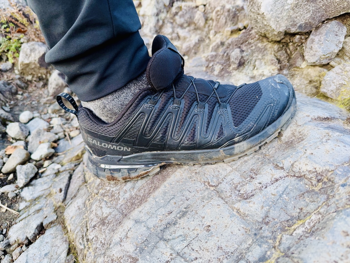サロモン XA PRO 3D V9をレビュー