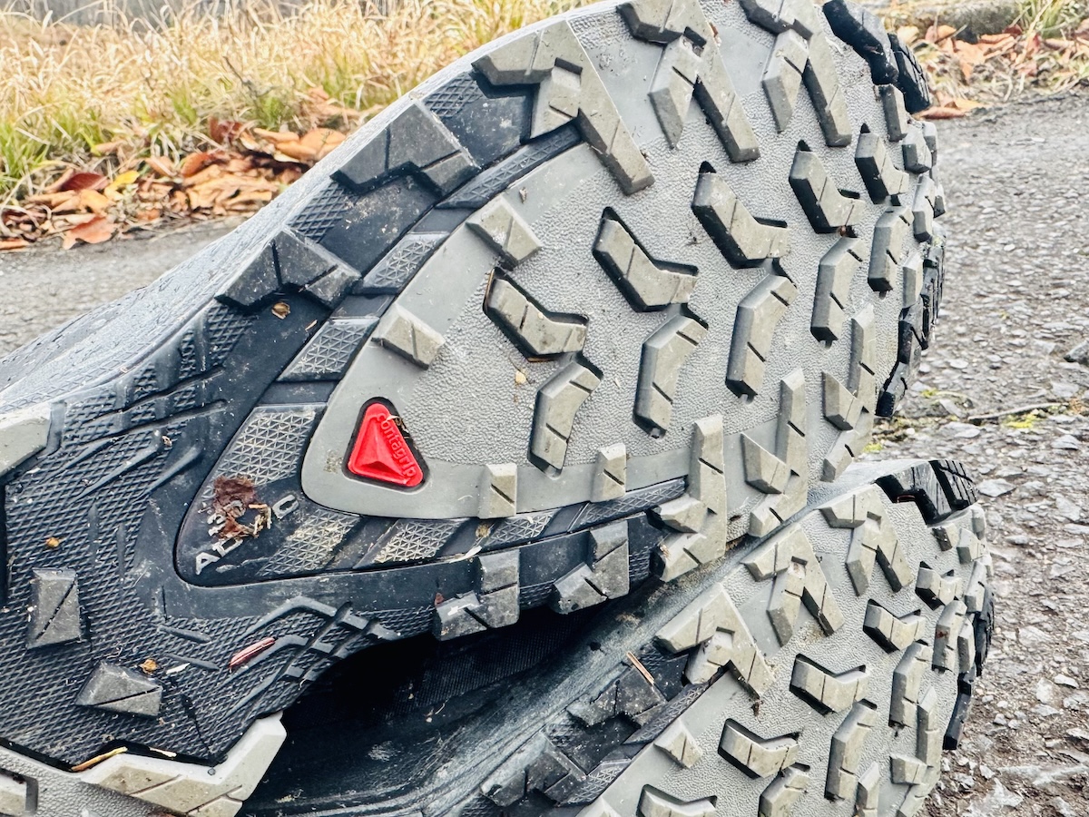 サロモン XA PRO 3D V9をレビュー