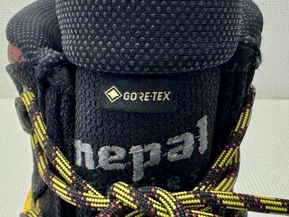 スポルティバ・ネパールエボGTXをレビュー