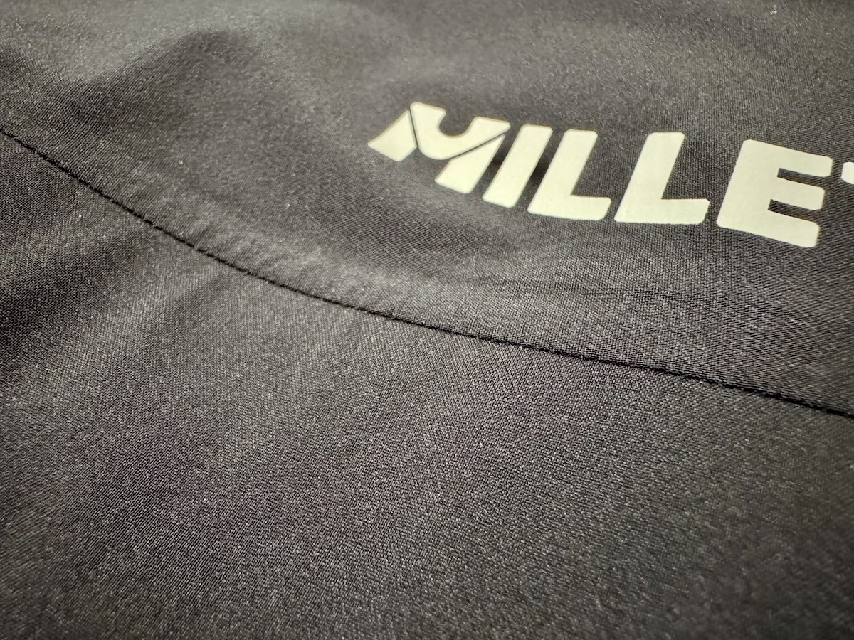 【ミレーティフォンストレッチジャケットをレビュー】GORE-TEXにも負けない！登山用レインウェアなのに超しなやかでとにかく蒸れない