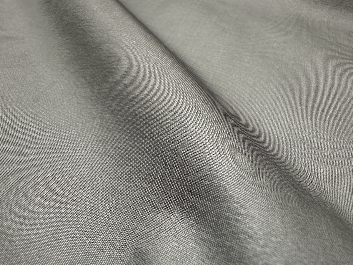 【ミレーティフォンストレッチジャケットをレビュー】GORE-TEXにも負けない！登山用レインウェアなのに超しなやかでとにかく蒸れない