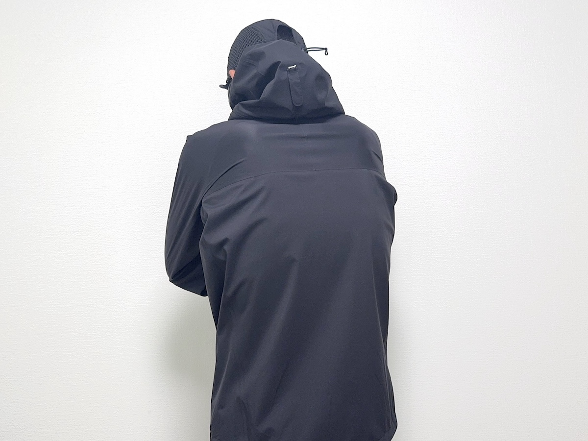 【ミレーティフォンストレッチジャケットをレビュー】GORE-TEXにも負けない！登山用レインウェアなのに超しなやかでとにかく蒸れない