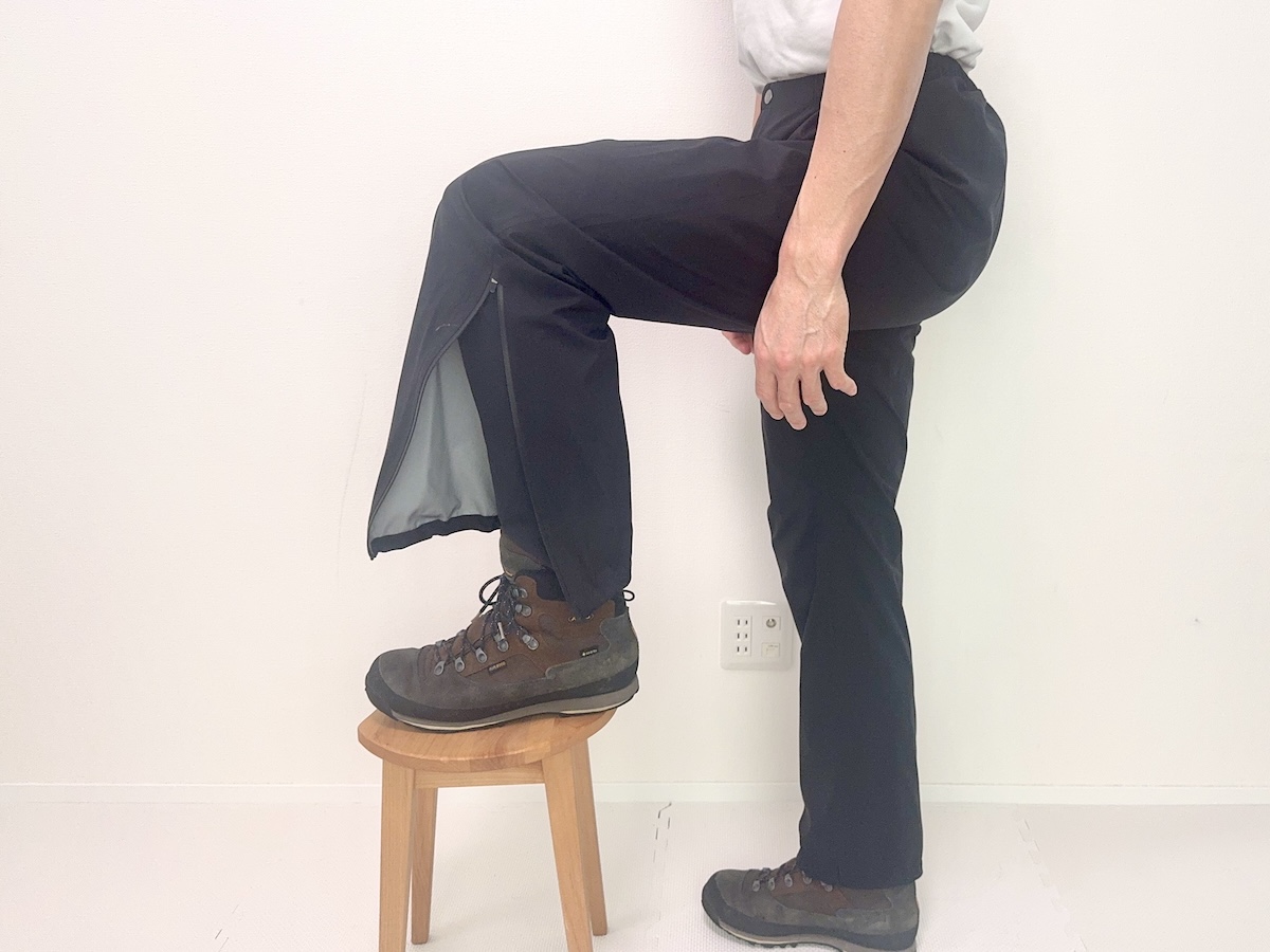 【ミレーティフォンストレッチパンツをレビュー】雨の登山でも不快感を軽減!高透湿レインパンツの実力を徹底解説