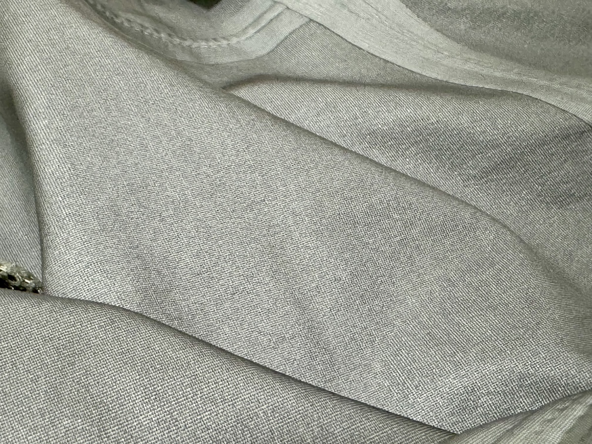 【ミレーティフォンストレッチパンツをレビュー】雨の登山でも不快感を軽減!高透湿レインパンツの実力を徹底解説